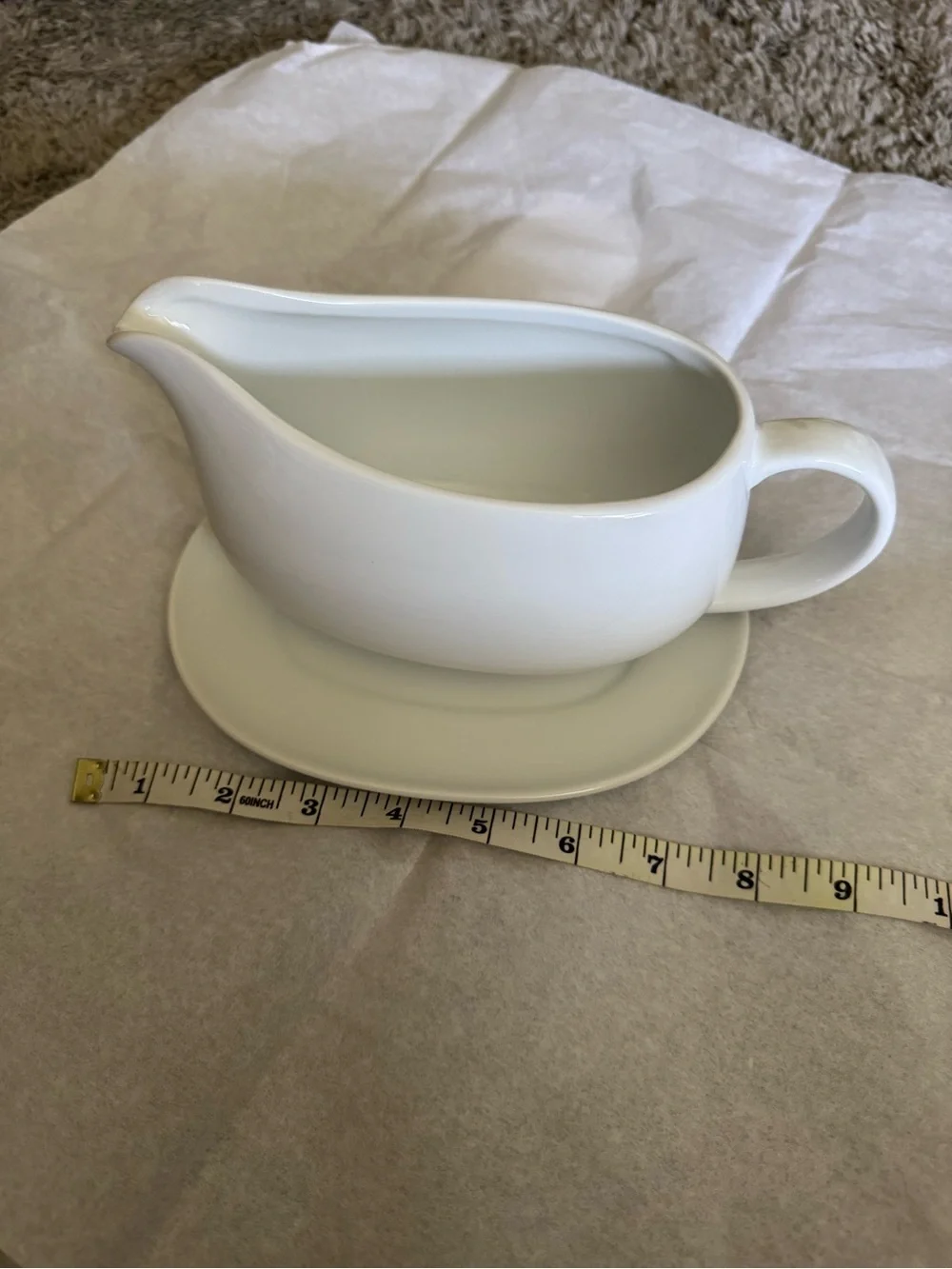 köök Ceramic Gravy Boat with Saucer Set – White